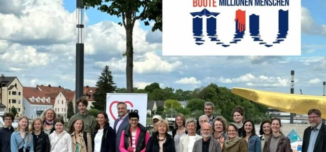 100 Boote – 100 Millionen Menschen